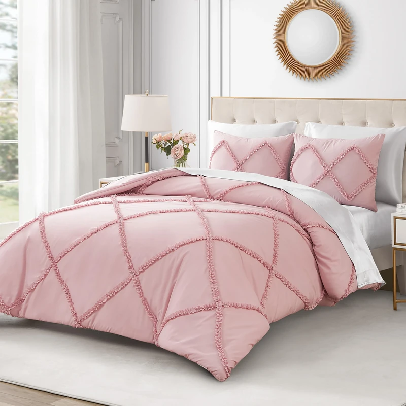 Juicy Couture Diamond Queen Comforter Set - Ruffle 3-Piece Machine Washable Reversible Bedding Comforter Set, Light Pink