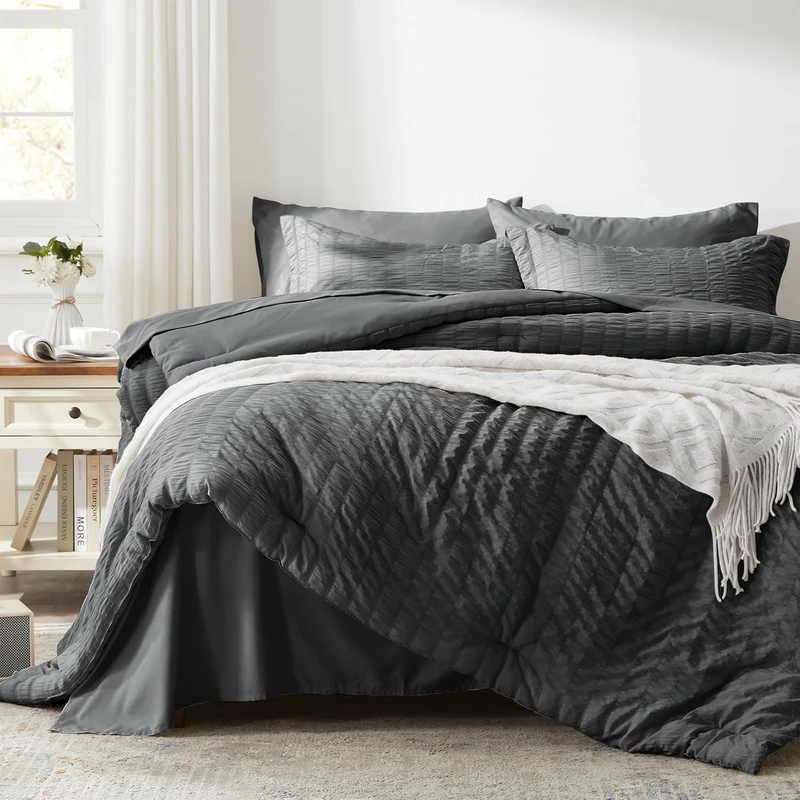 Zzlpp 7 Piece Dark Grey Seersucker Bedding Set with Comforter and Sheets, All Season Bedding Set with 1 Comforter, 2 Pillow Shams, 2 Pillowcases, 1 Flat Sheet, 1 Fitted Sheet