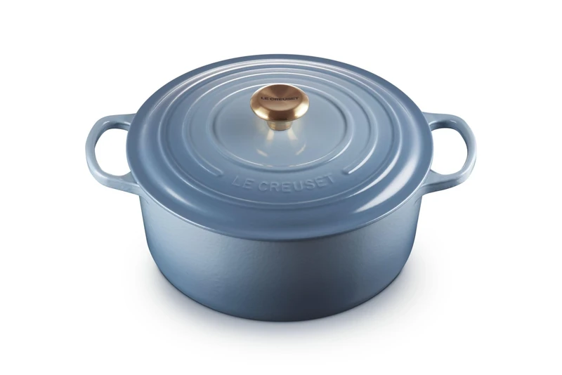 Le Creuset Signature Enamelled Cast Iron Round Casserole Dish With Lid, 28 cm, 6.7 Litres, Chambray, 21177284344441
