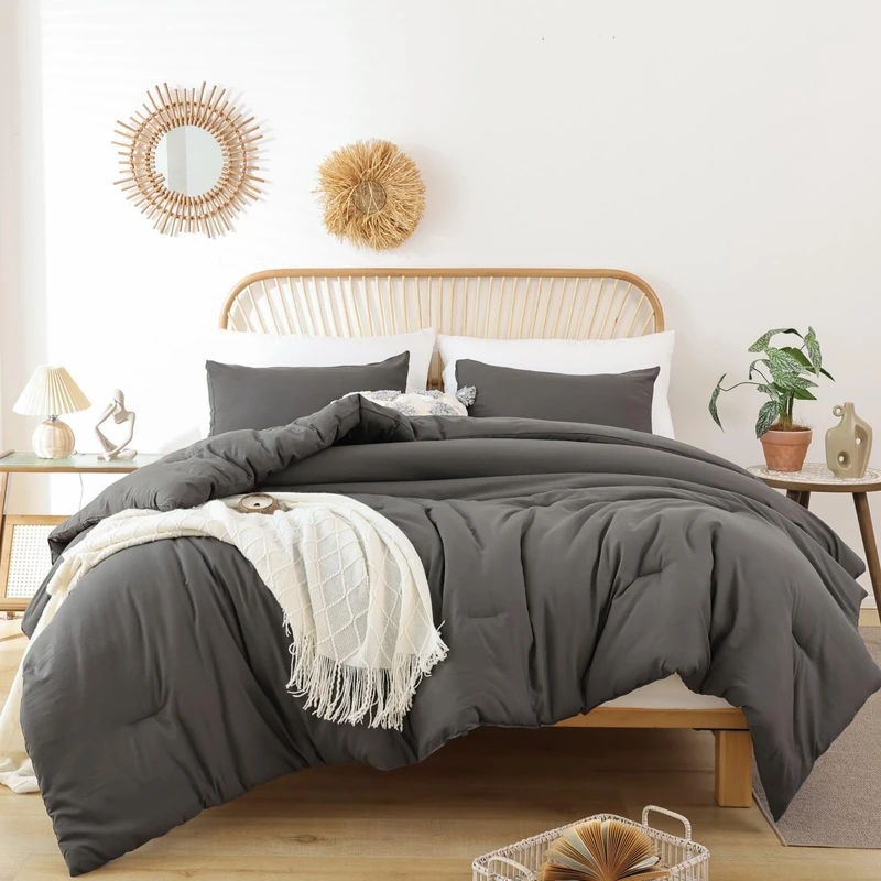 ROSGONIA Oversized King Comforter Charcoal Gray, 3pcs (1 Grey Comforter & 2 Pillowcases), Soft Lightweight Oversized King Size Comforter Sets Bedding