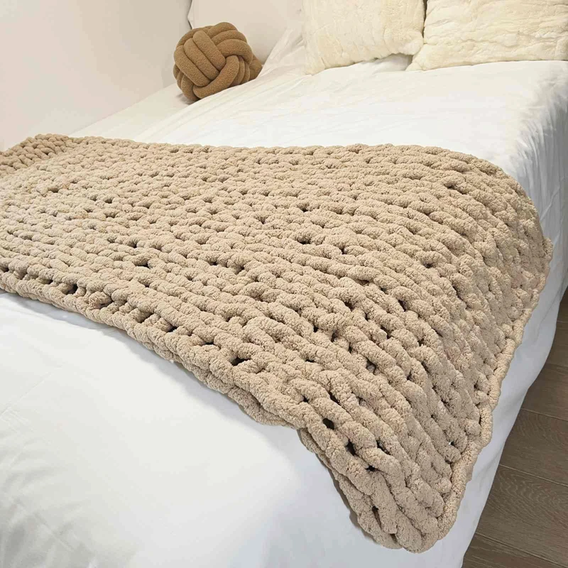 Soft Chunky Knit Throw Blanket for Couch, Cozy Warm Knitted Blankets