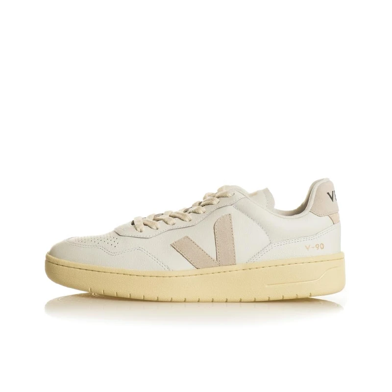 VEJA V-90 Sneaker