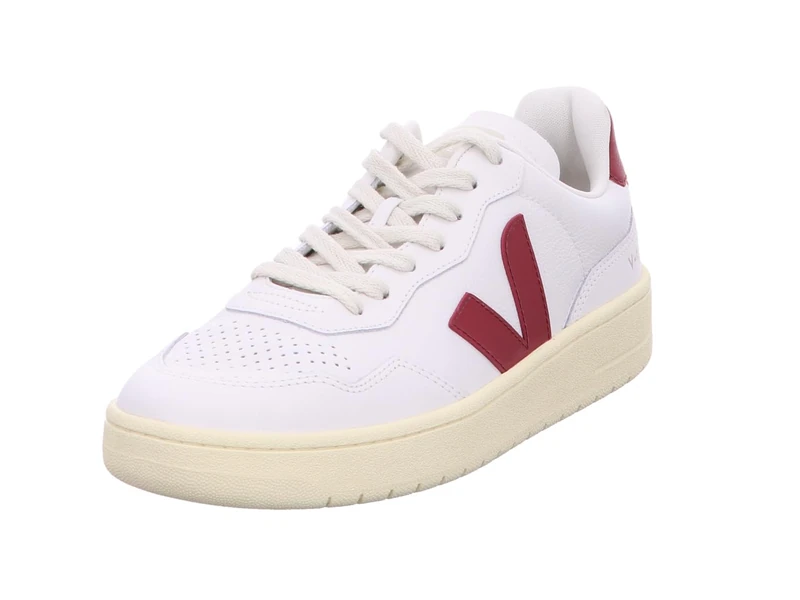Veja V-90 Sneaker - ChromeFree Leather Fashion Trainer