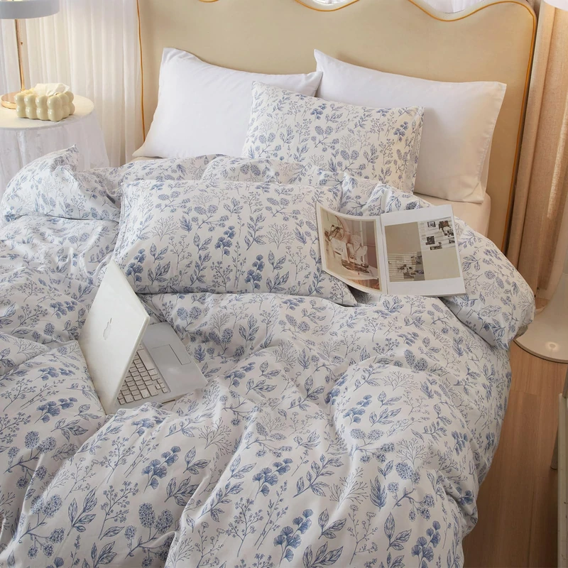HighBuy Blue Floral Comforter Set Queen White Coquette Bedding Comforter Sets Queen Boho 3 Piece for Women Girl Cottagecore Blue Flower Comforter Set with 2 Pillowcases,Boho Bed Comforter Sets