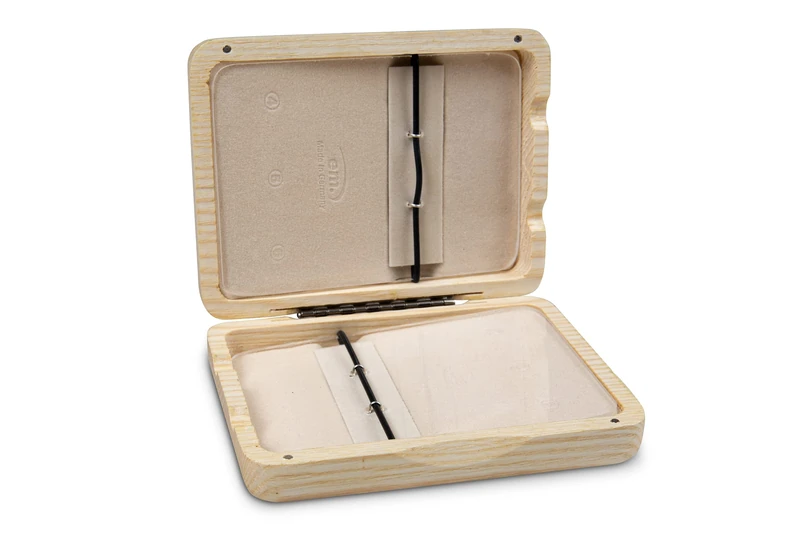 GEWA Baritone Saxophone Reed Case, 6 Reeds, Natural Lacquer