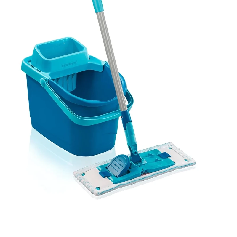 Leifheit Floor Wiper PowerClean M, Highly Effective Cleaning Mop Set, 33 cm wide Floor Mop for All Round Cleaning, Easy Wring Mopping with Steerable Mop Head and Innovative Design to Enhance Cleaning