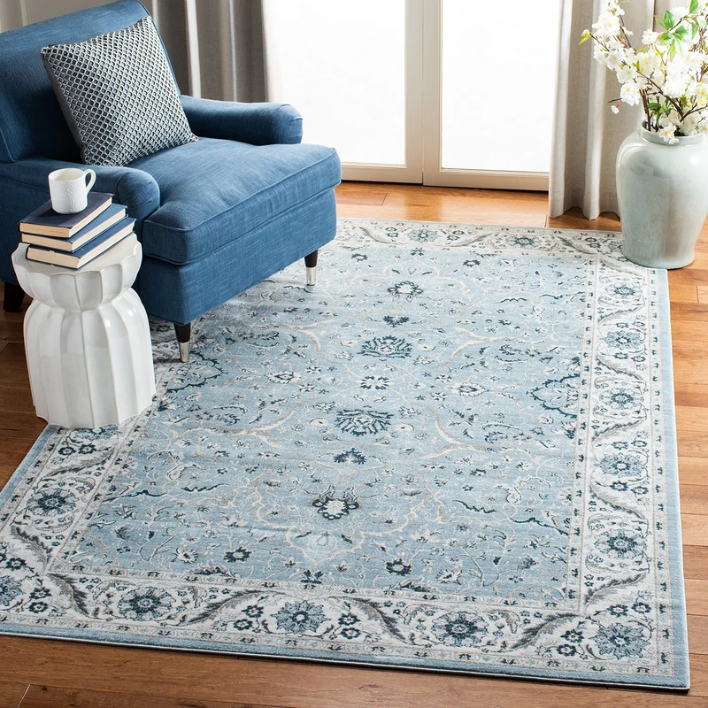 SAFAVIEH Traditional Rug for Living Room, Dining Room, Bedroom - Isabella Collection, Short Pile, in Light Blue and Cream, 122 X 122 cm