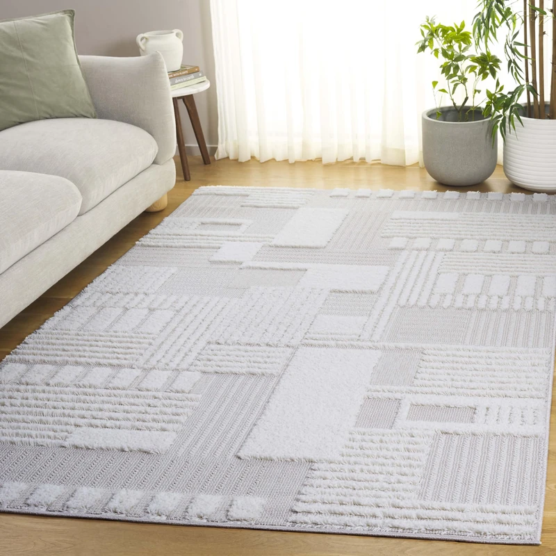 SAFAVIEH Contemporary Rug for Living Room, Dining Room, Bedroom - Trends Collection, Medium Pile, in Beige and Ivory, 91 X 152 cm - Image 1