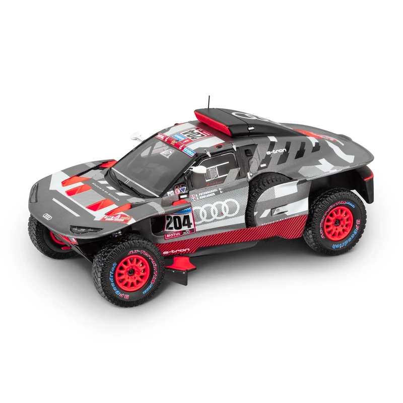 Audi 5022200632 Model Car 1:43 Miniature RS Q e-tron E2 Rally Dakar 2023, Peterhansel/Boulanger