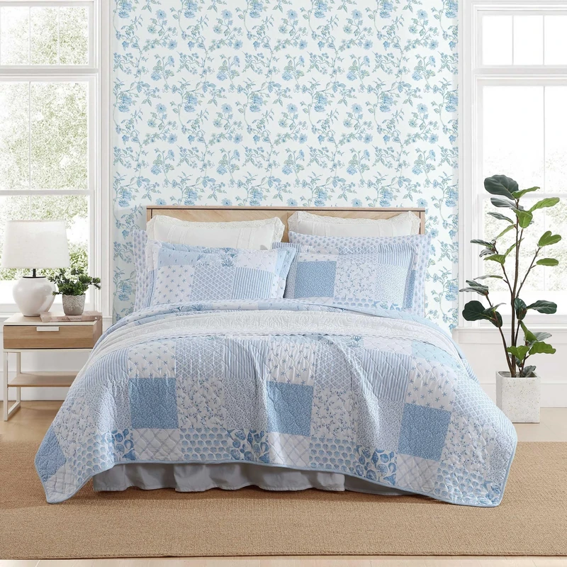 Laura Ashley Coastal Patchwork Quilt Set - Queen, 100% Cotton, 2 Shams