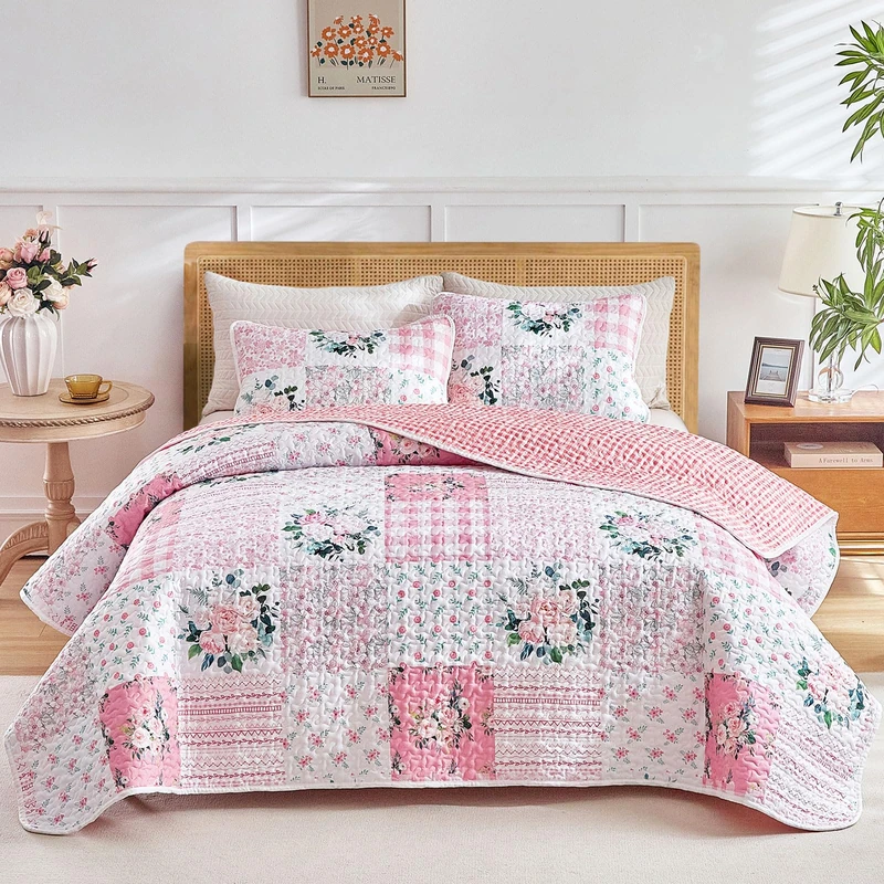 Joyreap 3 Pieces Floral Patchwork Quilt Set California King, 102x114 inches- Pink n White Flowers Design, Smooth Soft Microfiber Quilt, Bedspread Bed Cover for All Season
