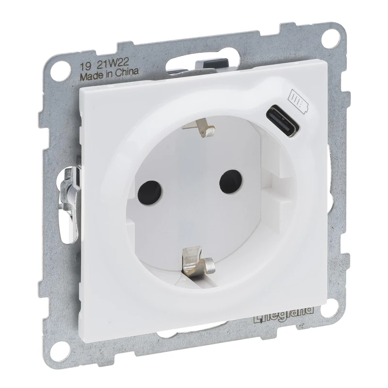 LEGRAND, Seano 2-in-1 Socket, USB Type C Combination Socket, with Increased Touch Protection, Plug-In Terminals, 16 A, Colour: Ultra White, 765126