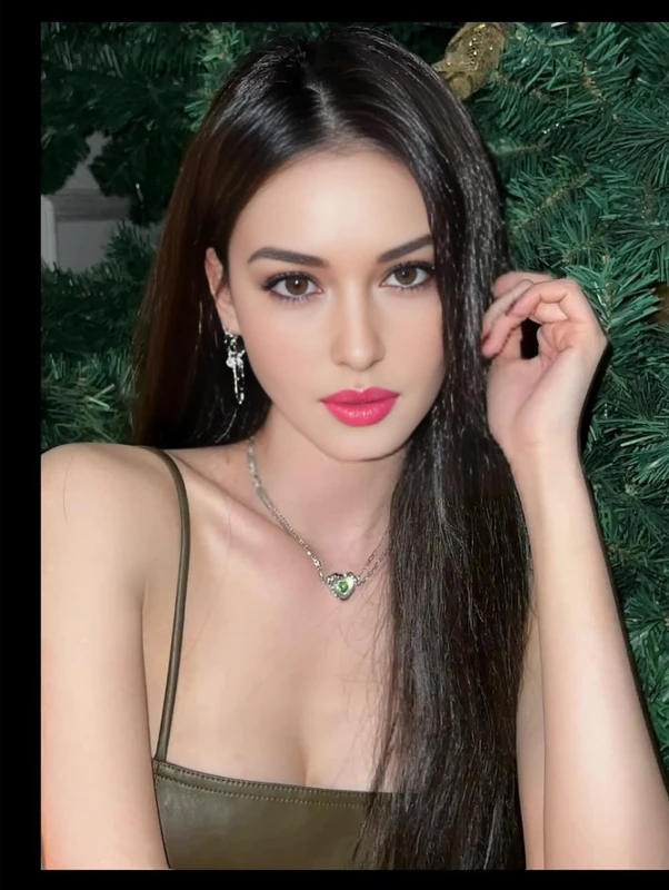 Vividartistry's Vogue Diary 3