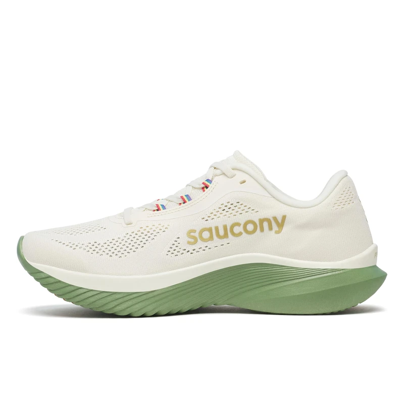 Saucony Women's Kinvara 15 Sneaker, Irish Cream, 3 UK