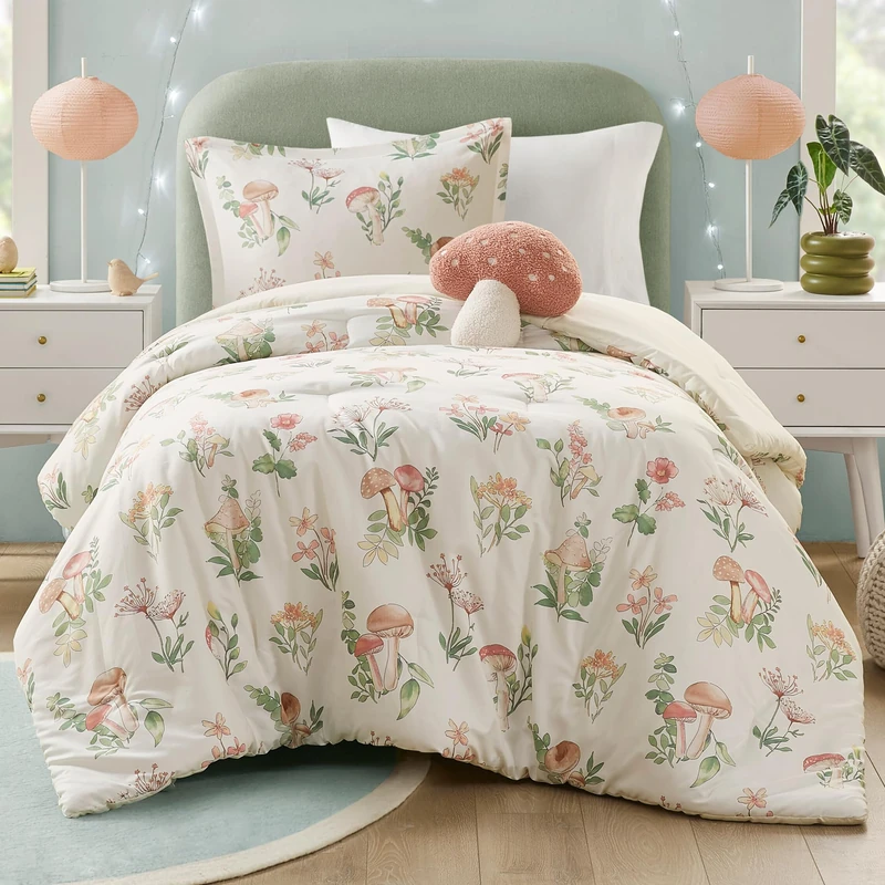 Intelligent Design Twin Comforter Set, Whimsical Floral & Mushroom Cottage Design, Microfiber Lightweight All Seasons Down Alternative Bedding, Sham & Décor Pillow, Gwen, Twin/Twin XL Green 3 Piece