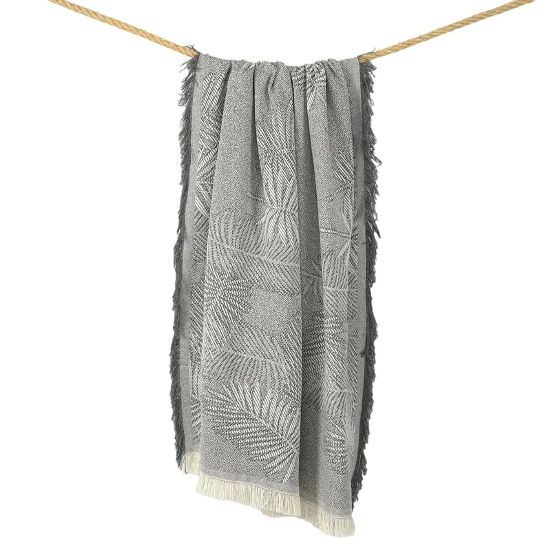 Alexandra House Living Grey Palm Blanket 180 x 260 cm
