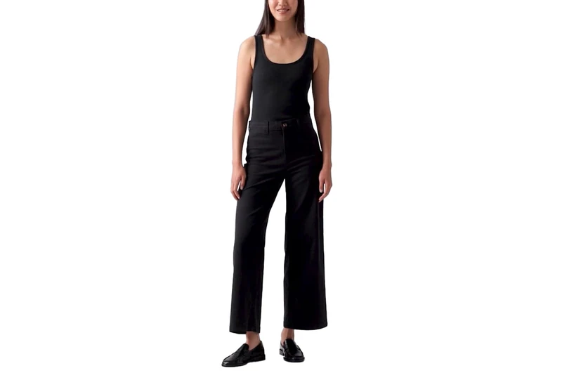 Levi's Women's Vintage Chino Trousers, Shady Caviar PFD - Black, 24W x 27L