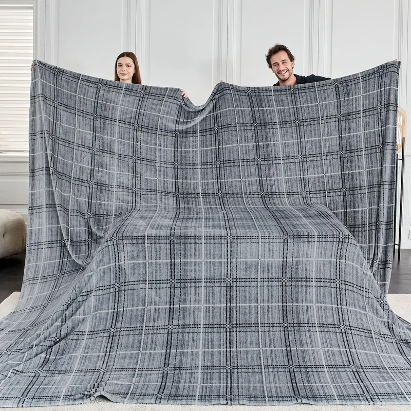 Serenhom Soft Cozy 120x120 Inches Seamless Oversized King Fleece Blanket, Line Pattern Giant Huge, Extra Large 10'x10' California King Blanket for Sofa, Family, Travel
