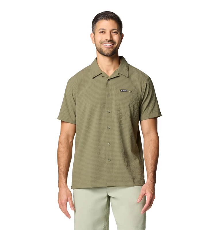 Columbia Men's Utilizer Short Sleeve Camp Shirt, Stone Green, Medium