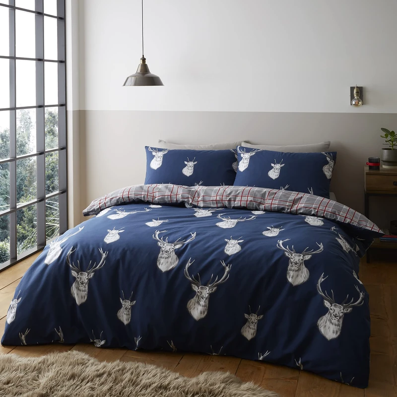 Catherine Lansfield Monro Stag Check Navy Duvet Cover Set 200 x 200 + 2 (50 x 80)