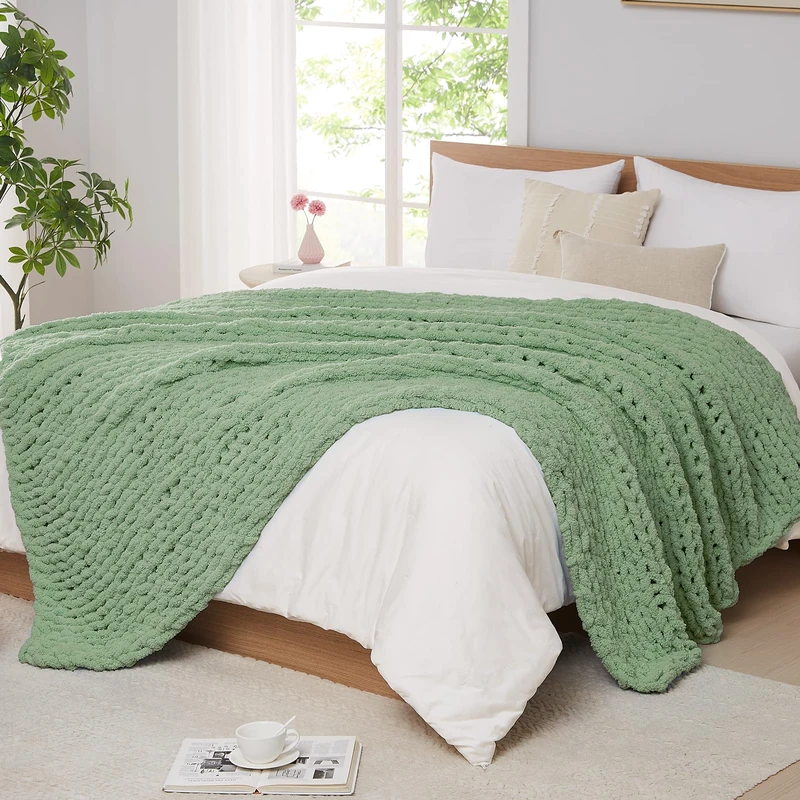 L'AGRATY Chunky Knit Throw Blanket for Couch, 50 x 60 Inches, Sage Green