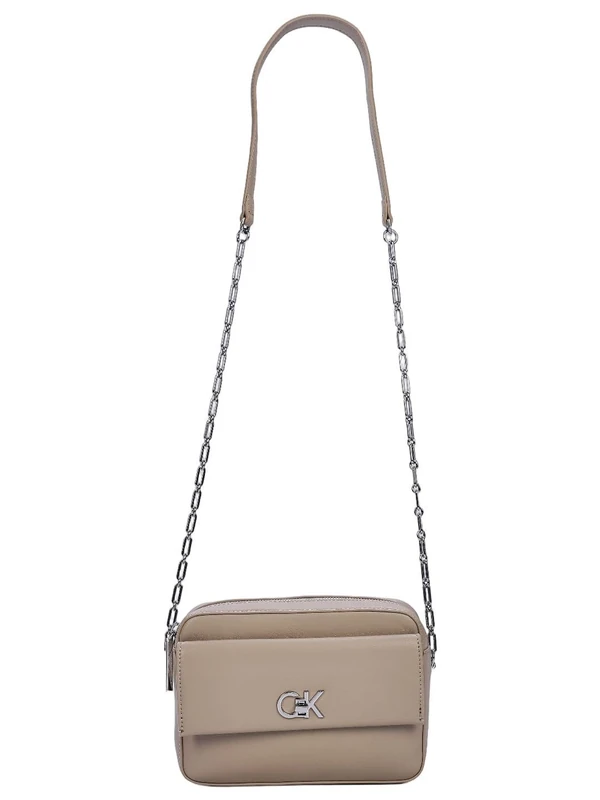 Calvin Klein Women’s Pocket Camera Bag with Chain, Grey (Crockery), One Size