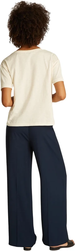 Tommy Hilfiger Women’s Short Sleeve V-Neck T-Shirt, Beige (Calico), M - Image 1