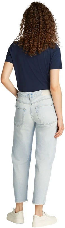 Tommy Hilfiger Women's Tapered Sky Mid Rise Jeans, White (Sky), 28W/29L