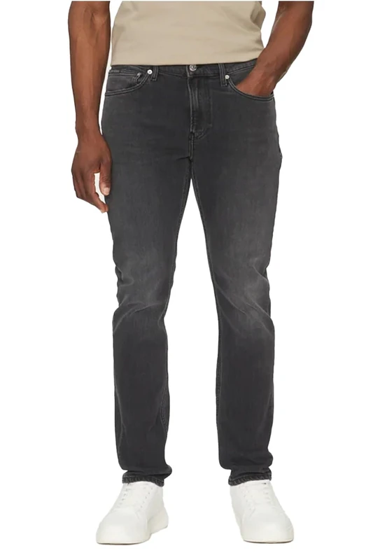 Calvin Klein Men’s Slim Taper Jeans with Stretch, Black (Denim Black), 33W/32L