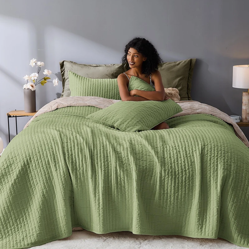 Wonderful Velvet Quilt Set, Queen Size Sage Soft Fluff Texture Coverlet with Shams, Channel Stitched Pattern, All-Season Use, Versatile Lightweight Bedspread for Bedroom Adults Teens Kids,94"x94"
