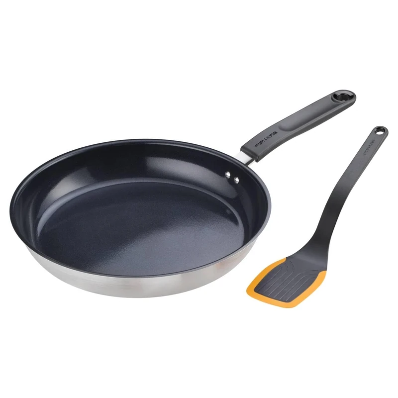 Fiskars kitchen set, frying pan (Ø 28 cm) made of aluminium for all hobs, spatula (29.3 cm) made of plastic/silicone, Functional Form, 1075040