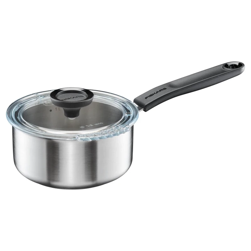 Fiskars saucepan with lid, 1.5 litre, Ø 18.4 cm, Suitable for all hobs, Recycled stainless steel, Functional shape, 1072315