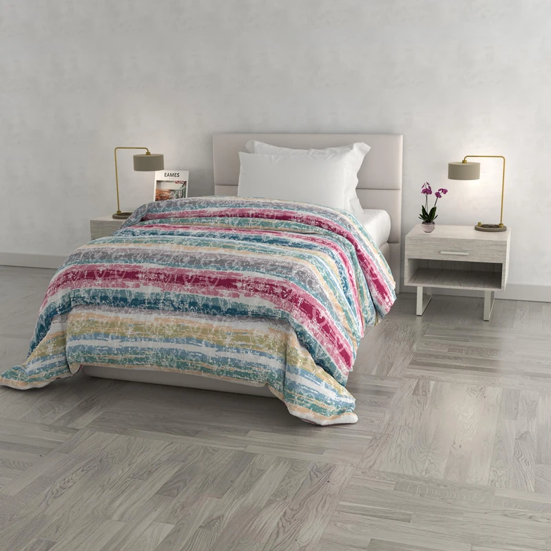 Italian Bed Linen Lovelines Fashion Printed and Padded Winter Quilt 220 x 260 cm