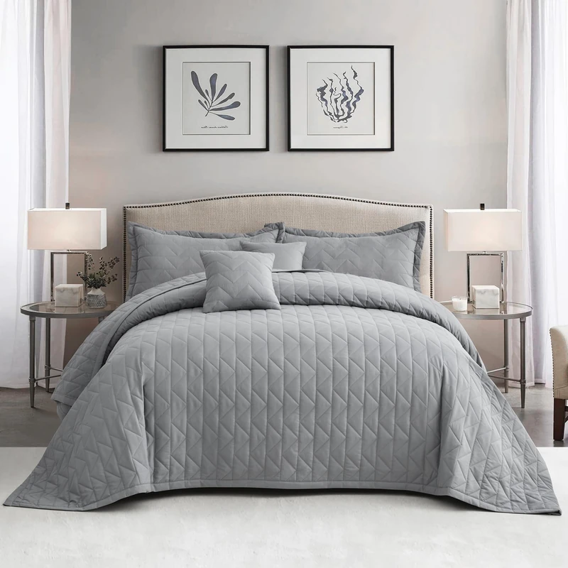 Blythease Oversized Queen Bedspread, Modern & Contemporary Look, Lightweight Bedding Cover, Reversible, 5 Piece Set, Queen, Grey