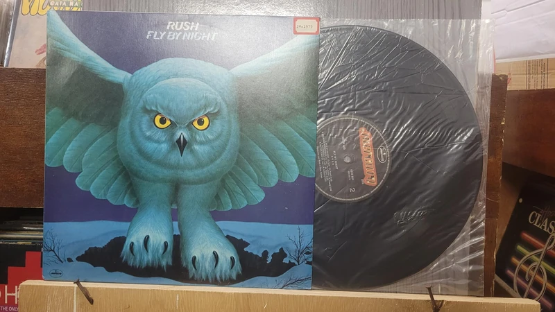 Fly By Night [VINYL]