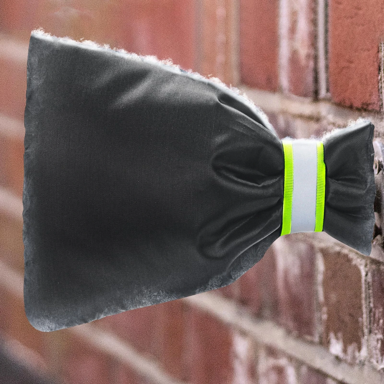 Outside Tap Covers for Winter, 2Pcs Large Tap Cover for Outdoor Taps, Outside Tap Cover Frost Protector,Waterproof Thickened Insulated Thermal Jacket Protects Your Tap from Freezing Bursting - Black