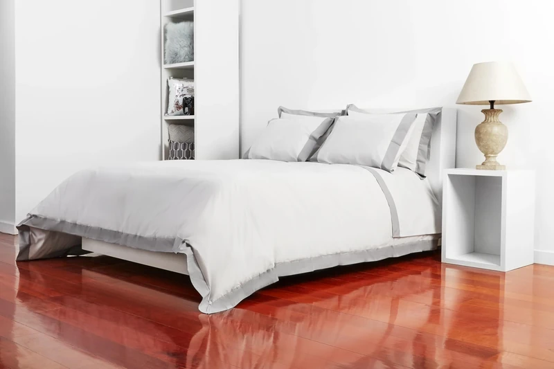 Catherine Lansfield Camalisa White/Grey Duvet Cover Set 200 x 200 + 50 x 80 (2)