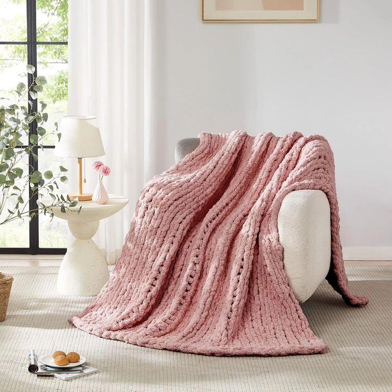 L'AGRATY Chunky Knit Throw Blanket for Couch, 72 x 84 Inches, Rose Pink