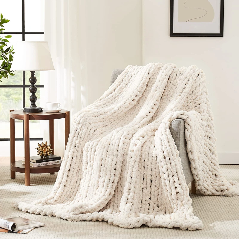 L'AGRATY Chunky Knit Throw Blanket for Couch, 80'' x 90'' Knit Throw, Ivory