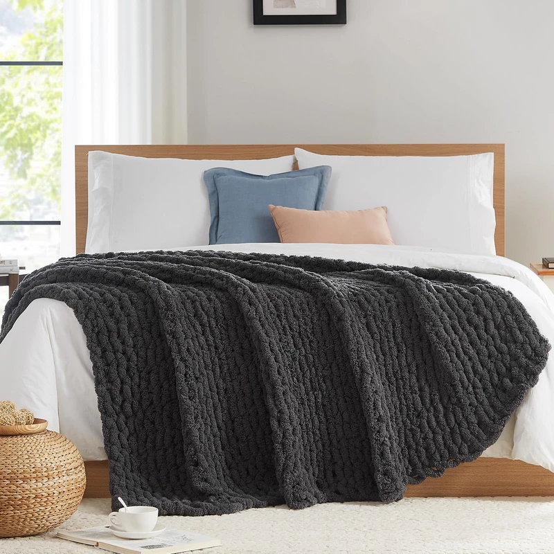L'AGRATY Chunky Knit Throw Blanket for Couch, 80 x 90 Inches, Dark Grey