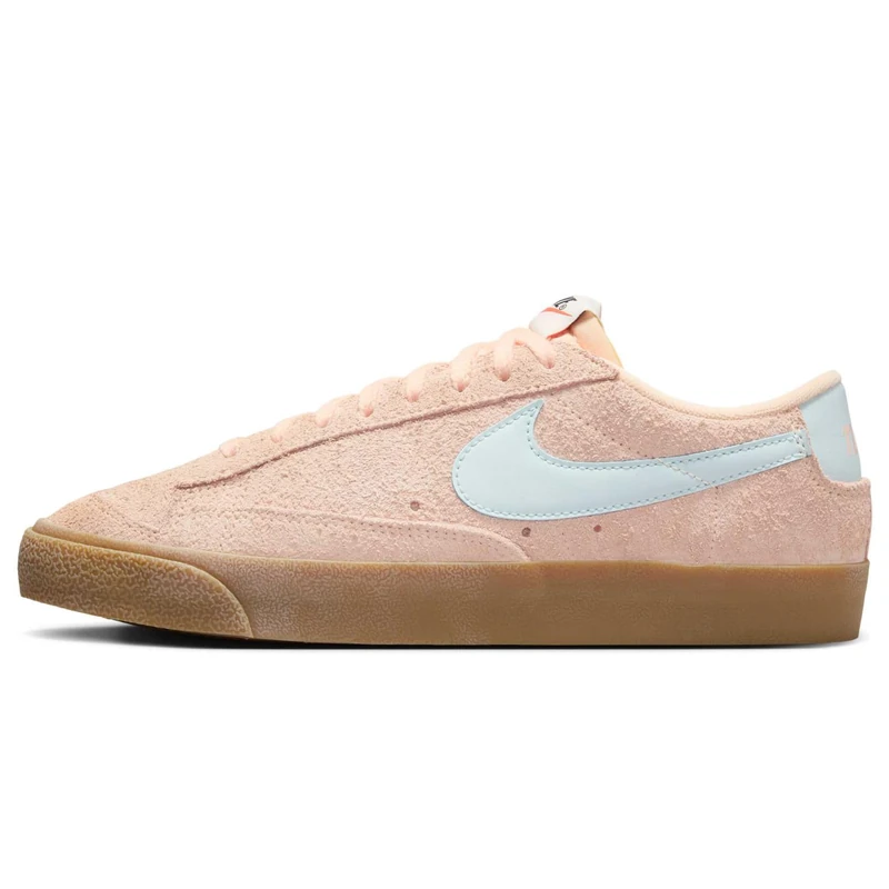 Nike Women's Blazer Low '77 VNTG Sneaker, Crimson Tint/Glacier, 6.5