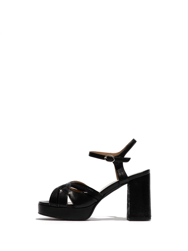 Fly London EZUI240FLY Women's Sandal, Black