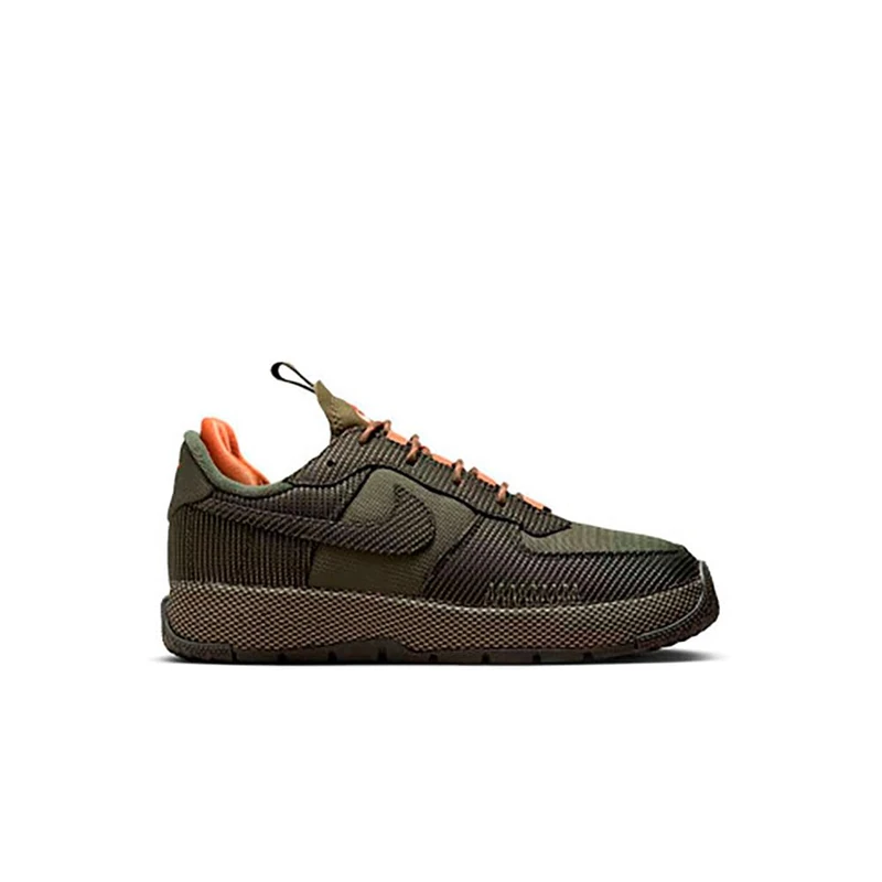 NIKE Men's Air Force 1 Wild Sneaker, Green, 7.5 UK
