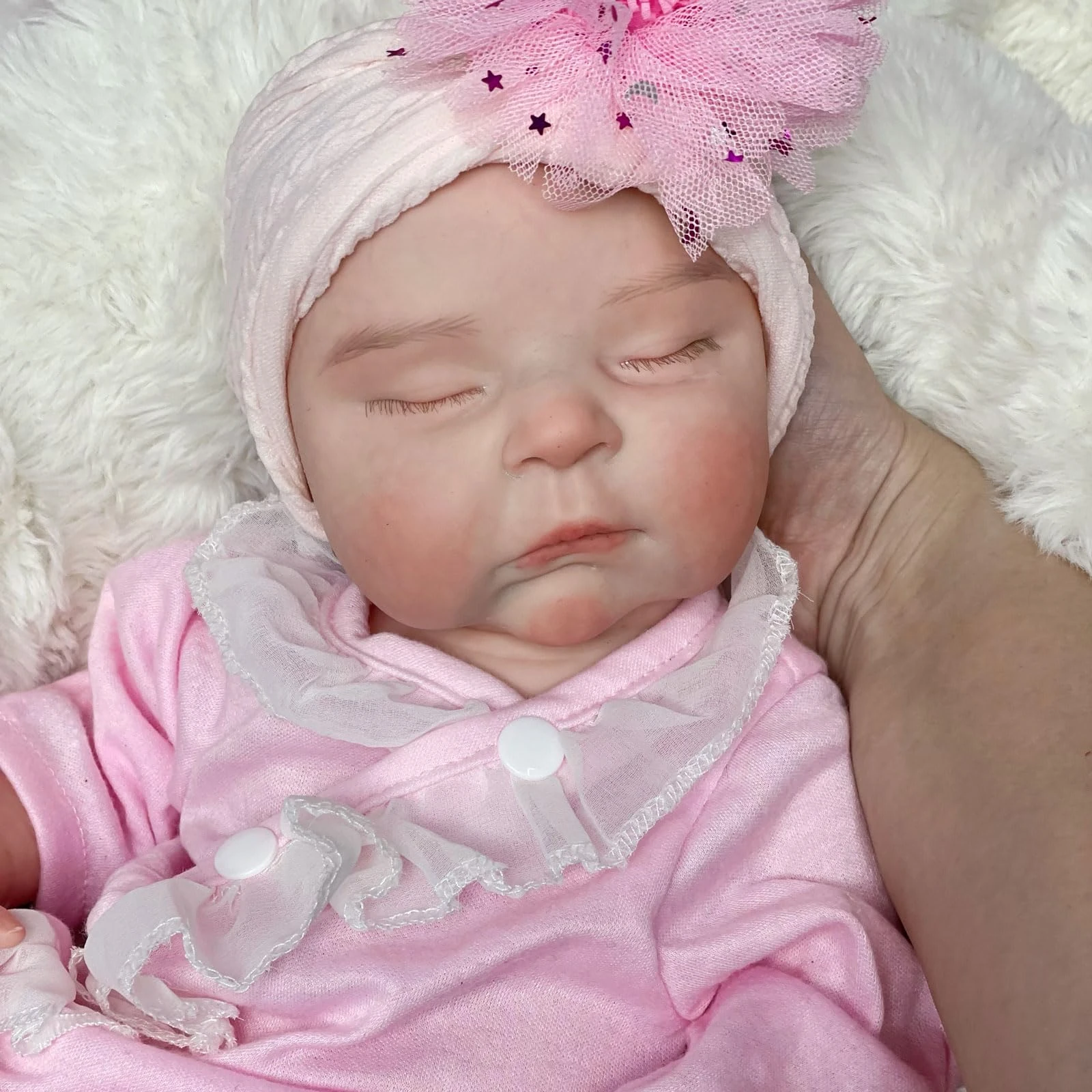 Gileutay 44cm Soft Full Silicone Body Weighted Baby Doll Girl Lifelike Reborn Baby Doll Closing Eyes Hand Painted Realistic Doll for Kids