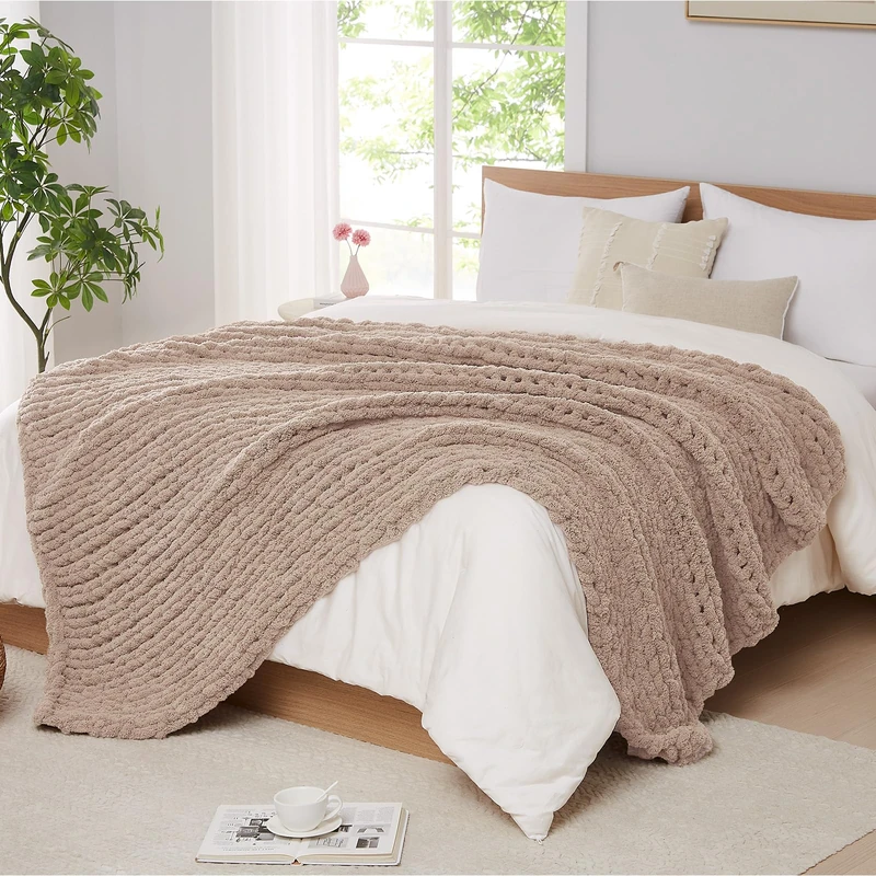 L'AGRATY Chunky Knit Blanket Throw: 60''x80'' Chenille Chunky Knitted Throw Blanket for Bed Couch - Handmade Thick Big Cable Knit Blanket - Large Crochet Rope Blanket for Home Decor(Light Taupe)