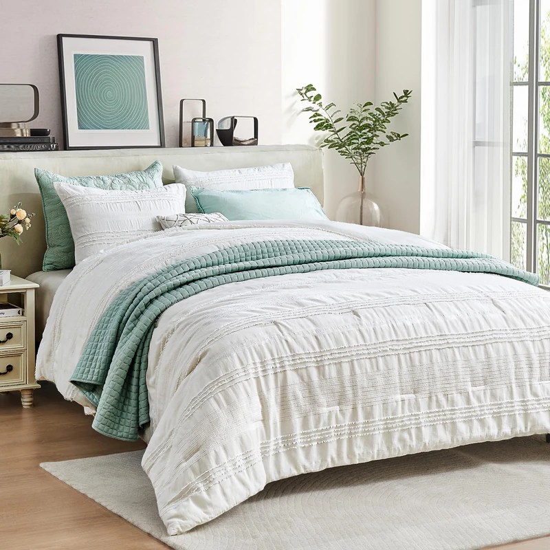 Wonderful White Comforter Set Queen, Clipped Jacquard Striped Cotton Lightweight Boho Comforter with Pillow Shams, Fluffy Bedding Set for All Season for All Season