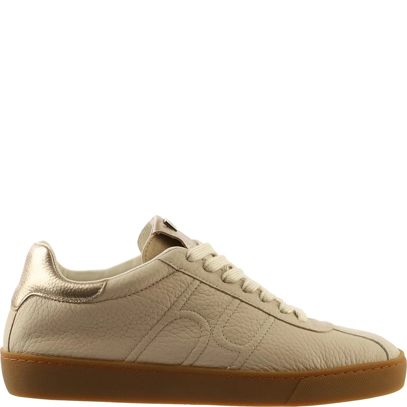 Hailey - Image 1