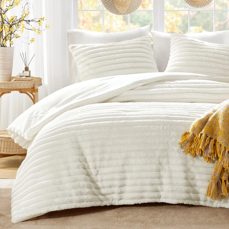Intelligent Design Twin Comforter Sett, Plush Bedding, Microfiber Reverse, 2 Piece, Lightweight, Super Soft Ribbed Velvet Comforter 1 Sham, All Season Fluffy Bed Set, Avril, Twin/Twin XL Ivory
