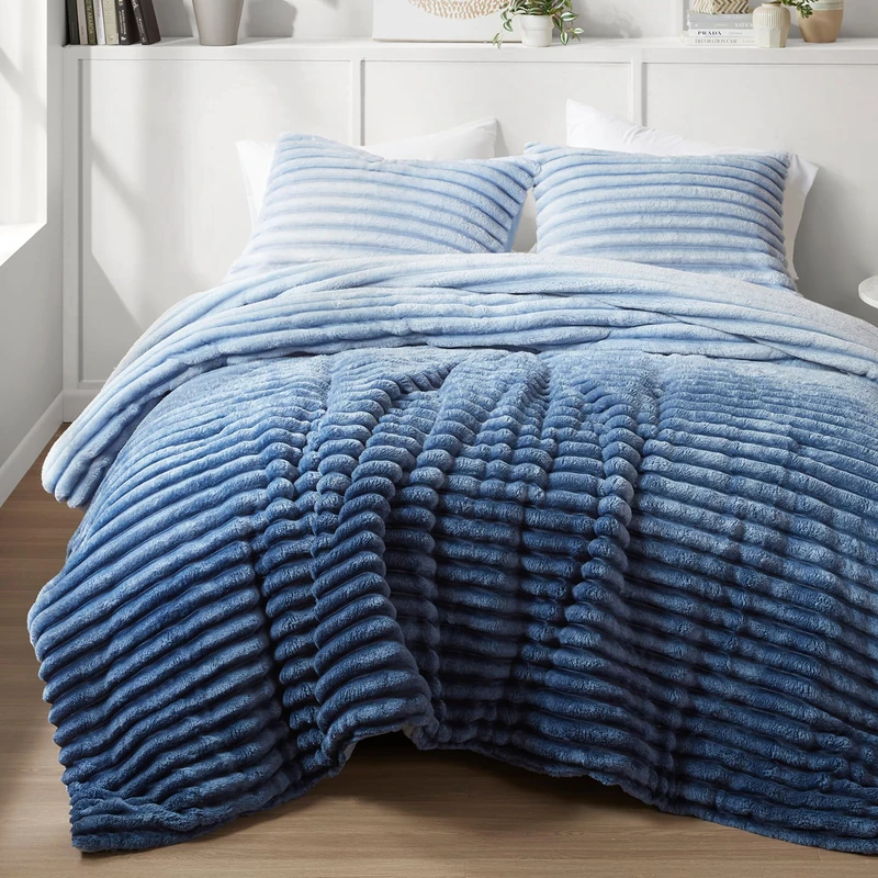 Intelligent Design Queen Comforter Sett, Plush Bedding, Microfiber Reverse, 3 Piece, Lightweight, Super Soft Ribbed Velvet Comforter 2 Shams, All Season Fluffy Bed Set, Avril, Full/Queen Blue Ombre