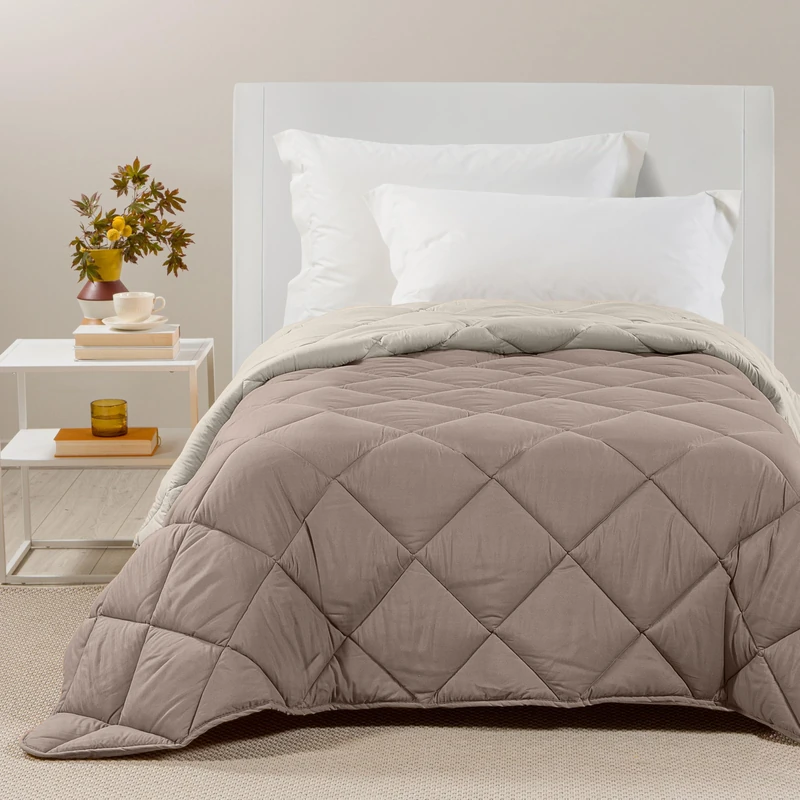 Caleffi - Double Duvet - Microfibre - Duvet 220 cm x 265 cm - Warm and Soft Blanket - Ideal for Winter and Mid Season - Hypoallergenic Bed Duvet - Made in Italy